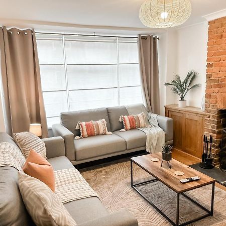 3 Bedroom Home Close To Town Centre With Wifi & Garden Royal Tunbridge Wells Dış mekan fotoğraf