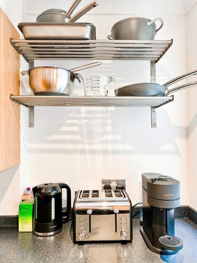 3 Bedroom Home Close To Town Centre With Wifi & Garden Royal Tunbridge Wells Dış mekan fotoğraf